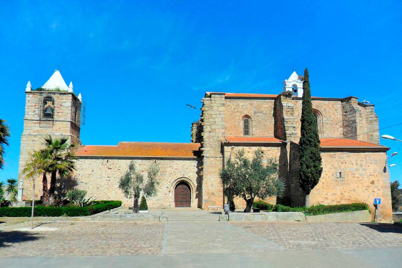 Valdetorres--Iglesia-parroquial-de-Nuestra-Señora-de-la-Asunción